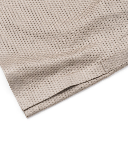 Fabric detail on Coolmax Mesh fabric in Limestone