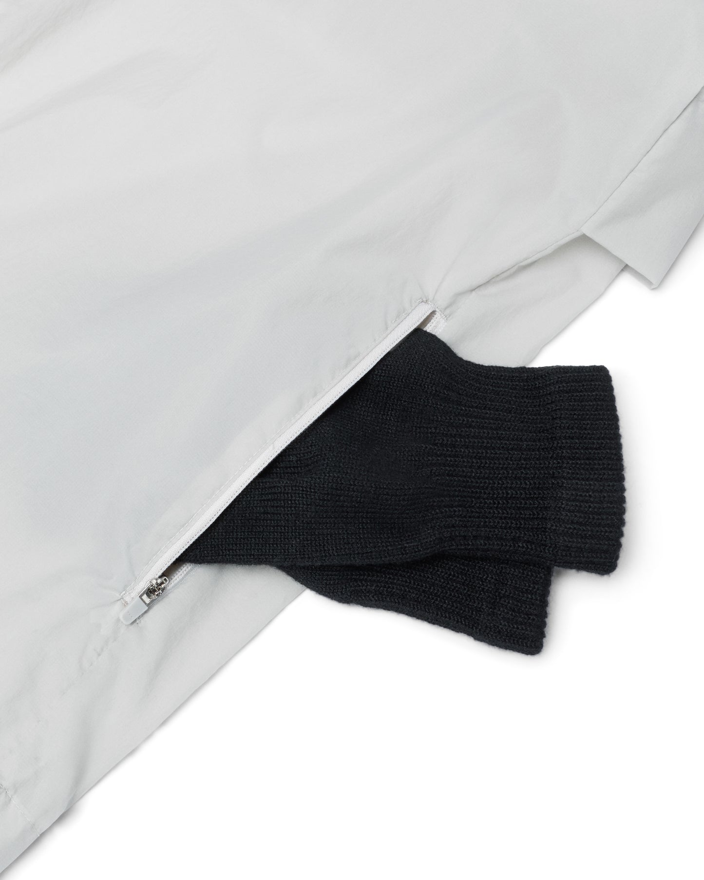 Cold Running DWR Packable Windshell